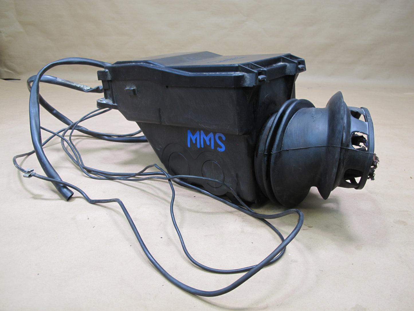 86-91 Mercedes W126 560SEL Power Distribution Fuse Relay Box Module OEM