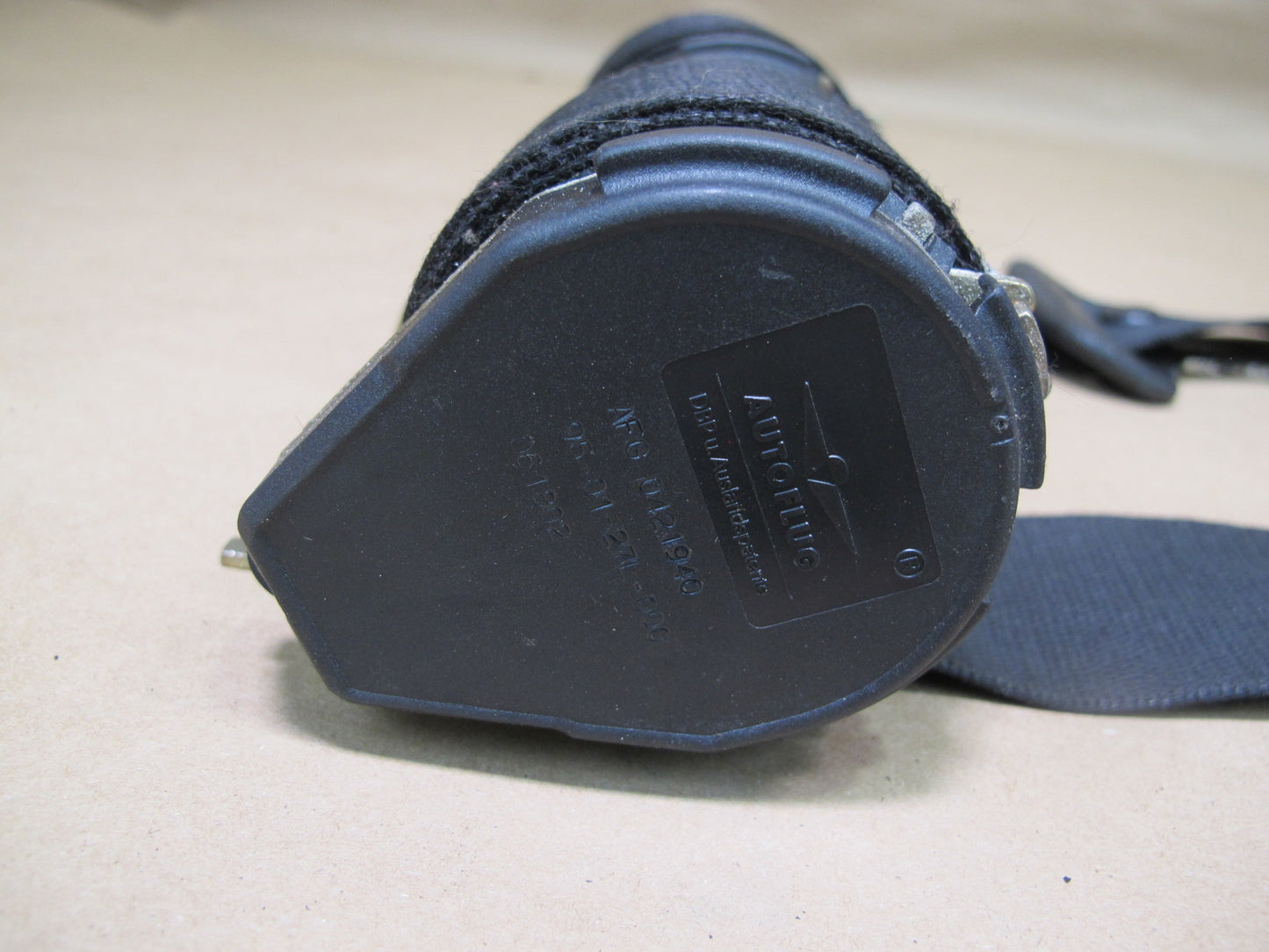 87-91 BMW E30 CONVERTIBLE FRONT LEFT & RIGHT SIDE SEATBELT RETRACTOR SET OEM