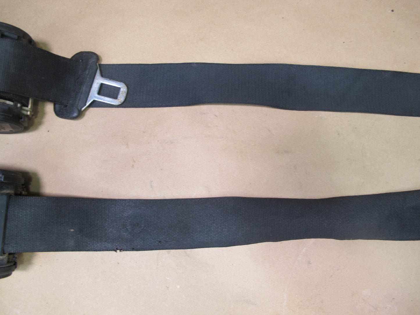 87-91 BMW E30 CONVERTIBLE FRONT LEFT & RIGHT SIDE SEATBELT RETRACTOR SET OEM