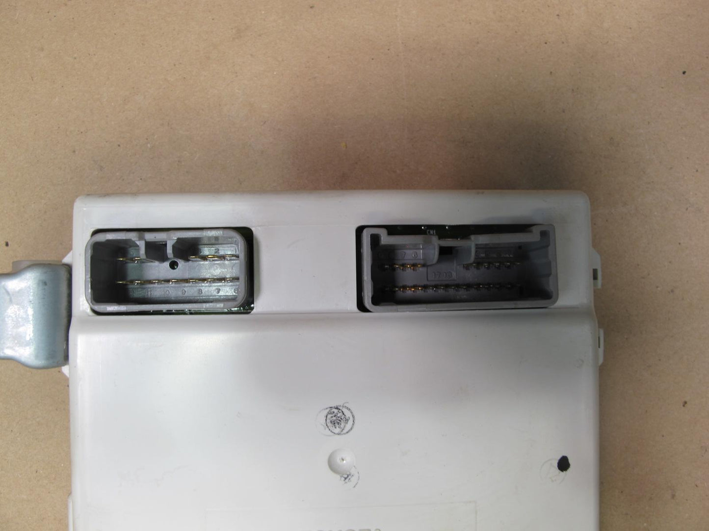 1998 Lexus UCF20 LS400 Steering Tilt & Telescopic Control Module OEM