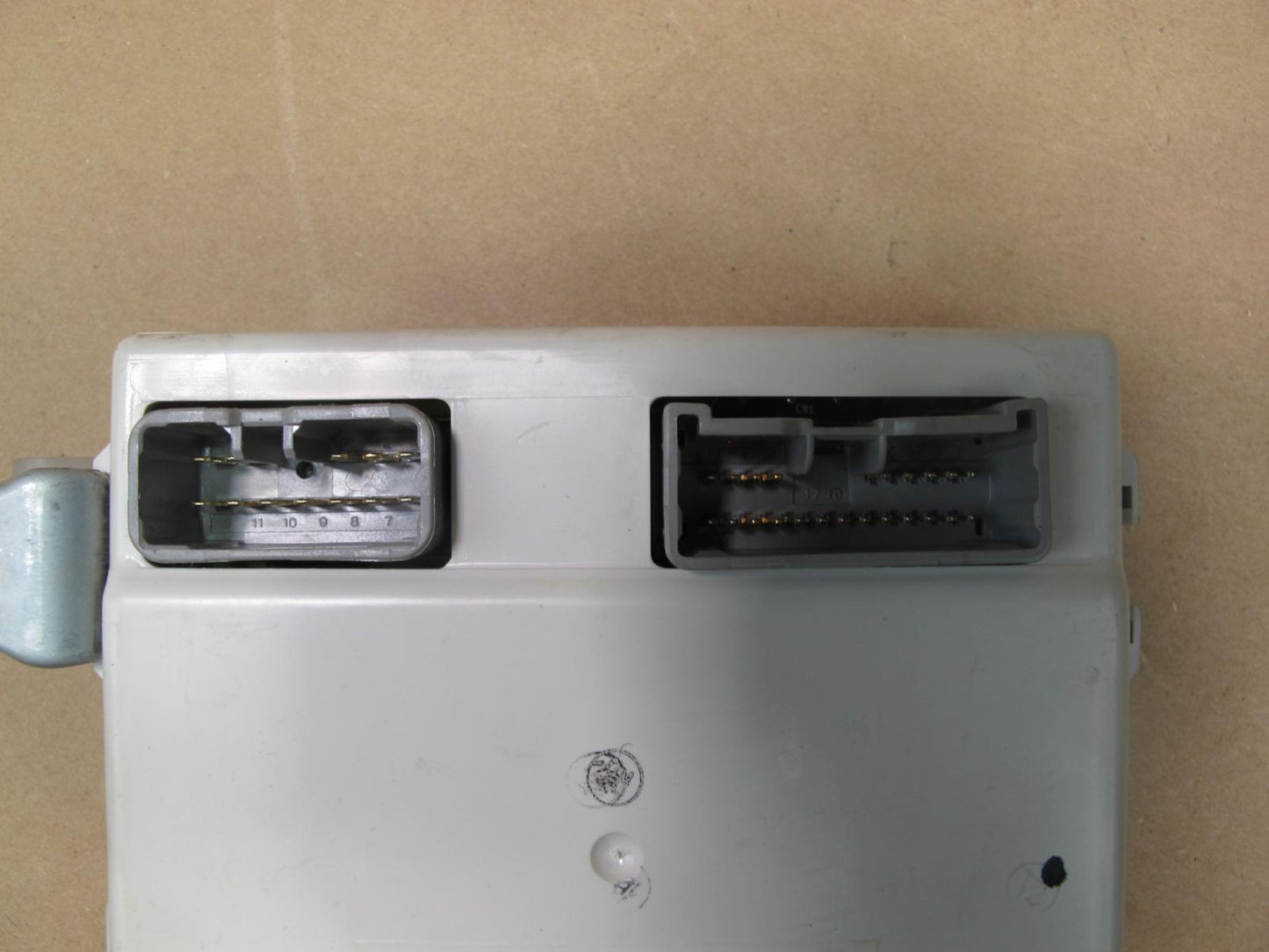 1998 Lexus UCF20 LS400 Steering Tilt & Telescopic Control Module OEM