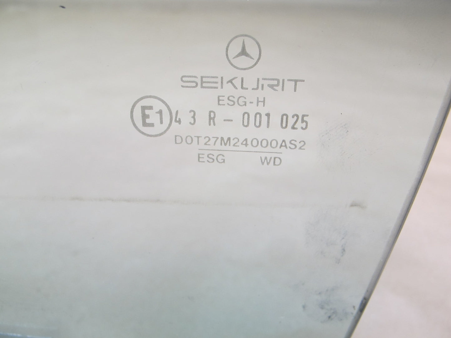 86-91 Mercedes W126 Front Left Door Glass Window OEM