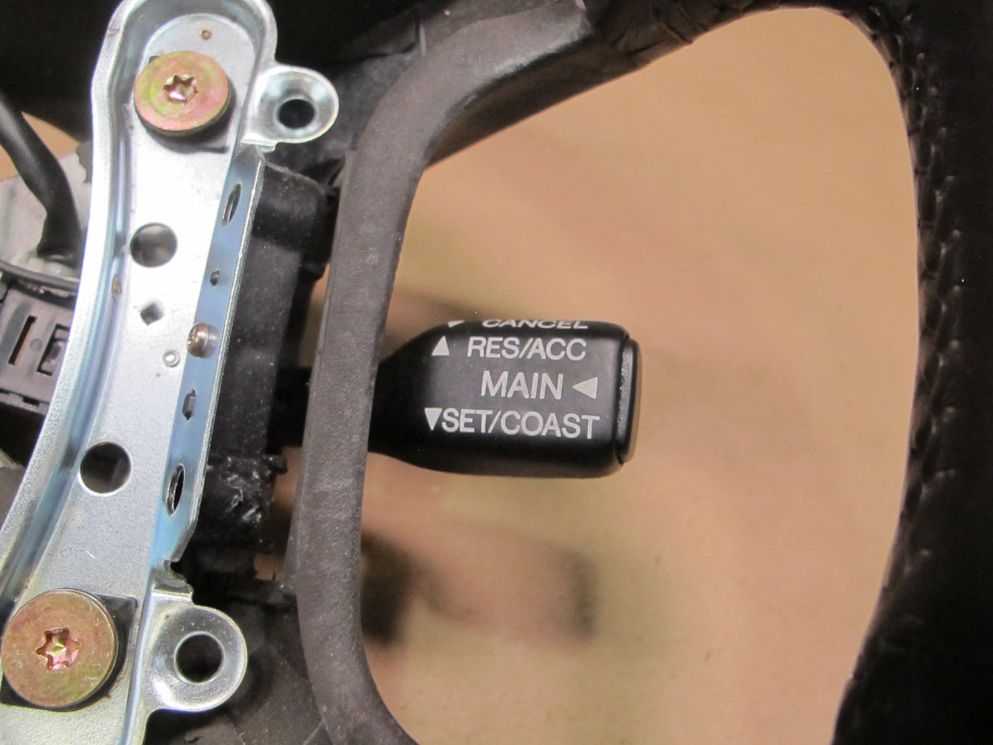 90-94 Lexus UCF10 LS400 Leather Steering w Cruise Switch OEM