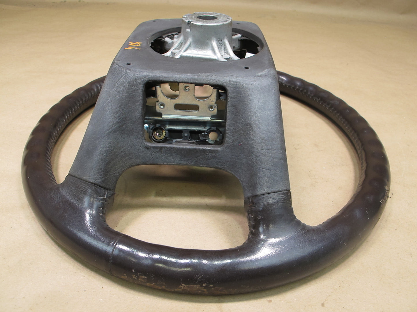 90-94 Lexus UCF10 LS400 Leather Steering w Cruise Switch OEM