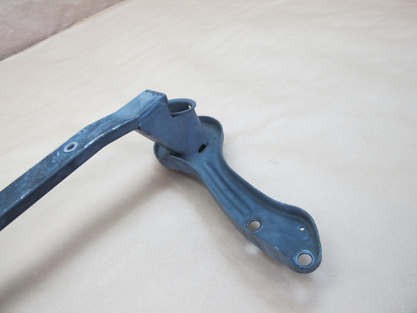 08-13 BMW E90 E92 E93 M3 Set of 2 Rear Suspension Reinforcement Rod Brace OEM