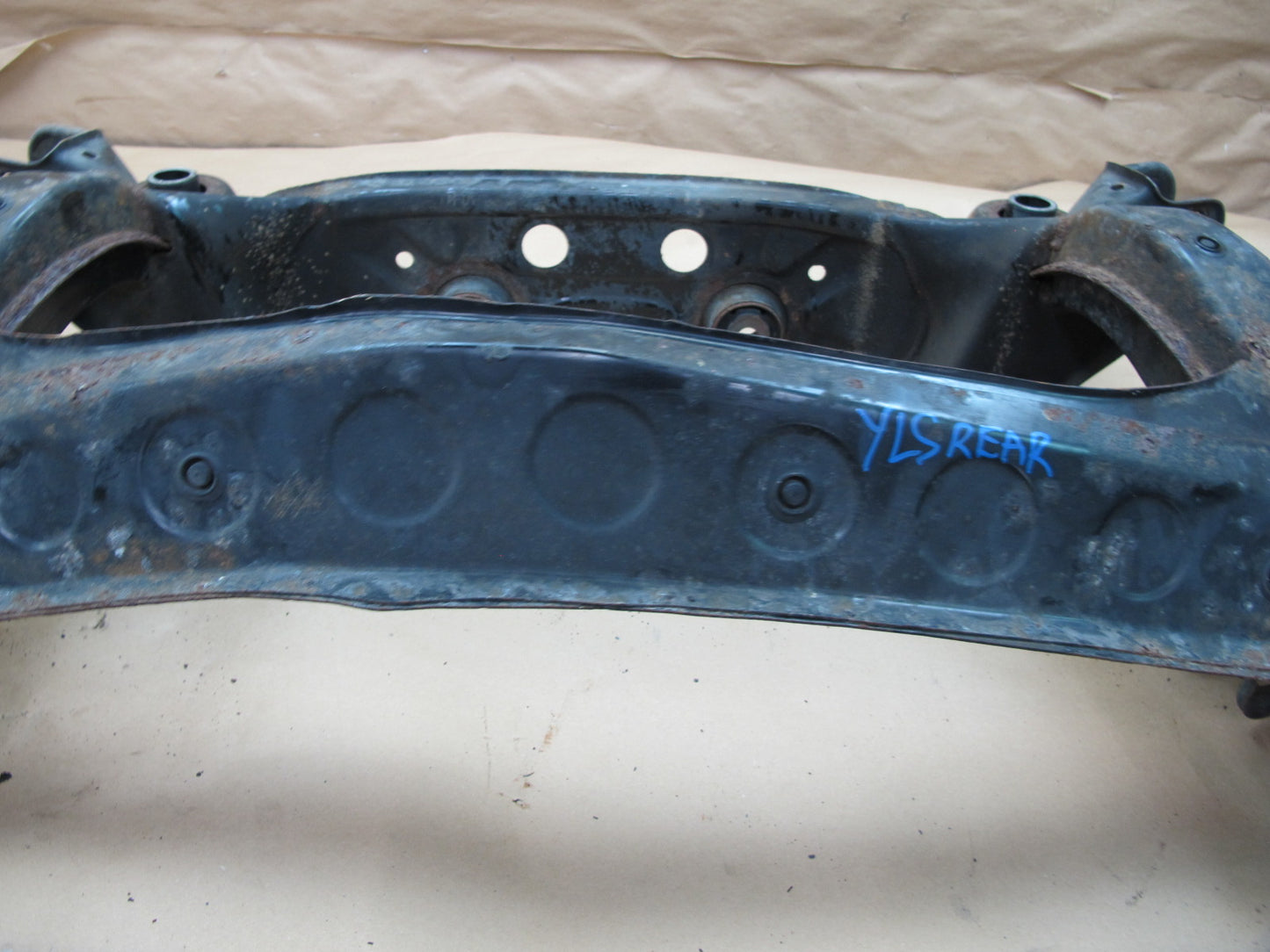 90-94 Lexus UCF10 LS400 Rear Suspension Crossmember Sub Frame Subframe OEM