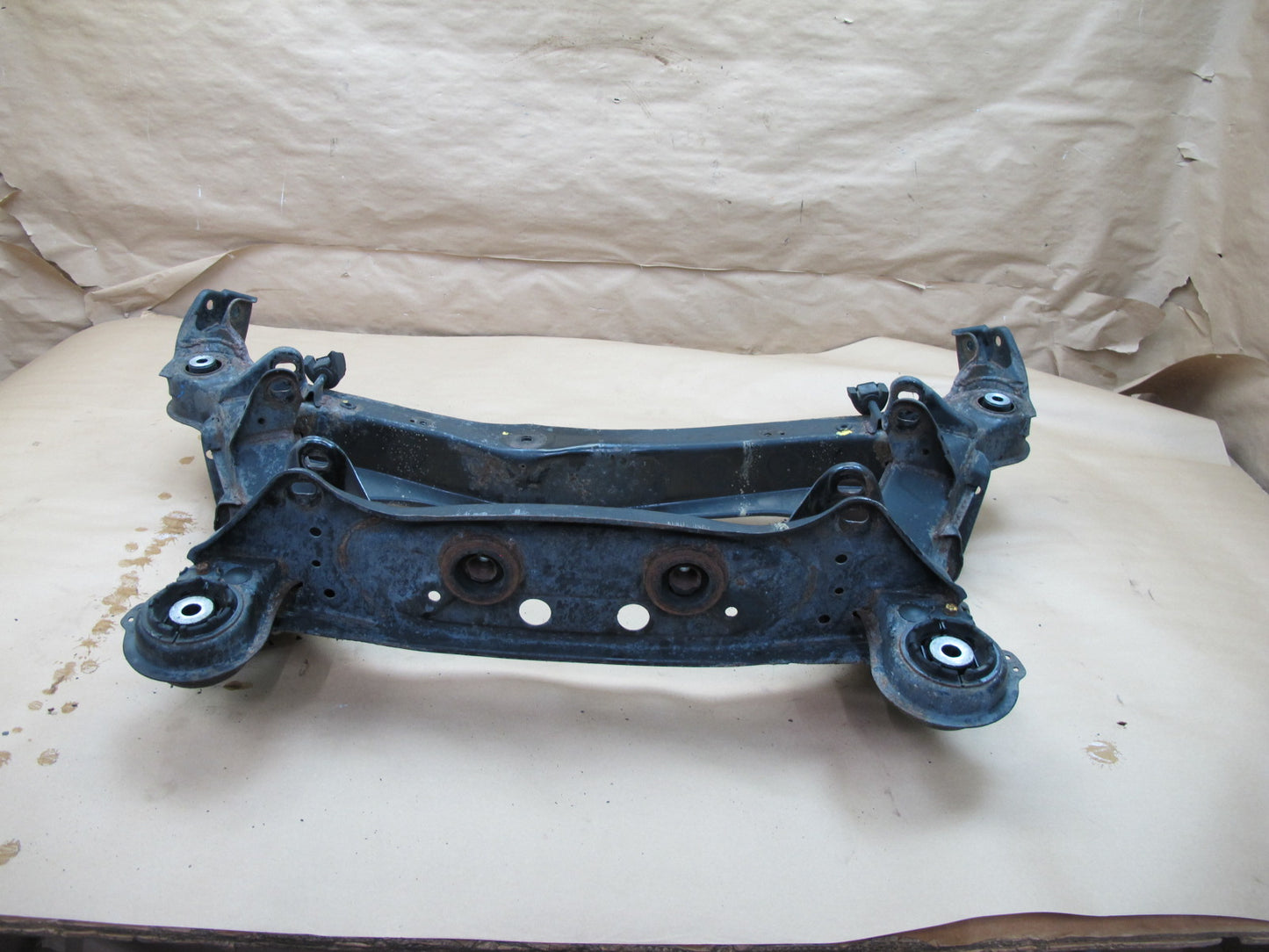 90-94 Lexus UCF10 LS400 Rear Suspension Crossmember Sub Frame Subframe OEM