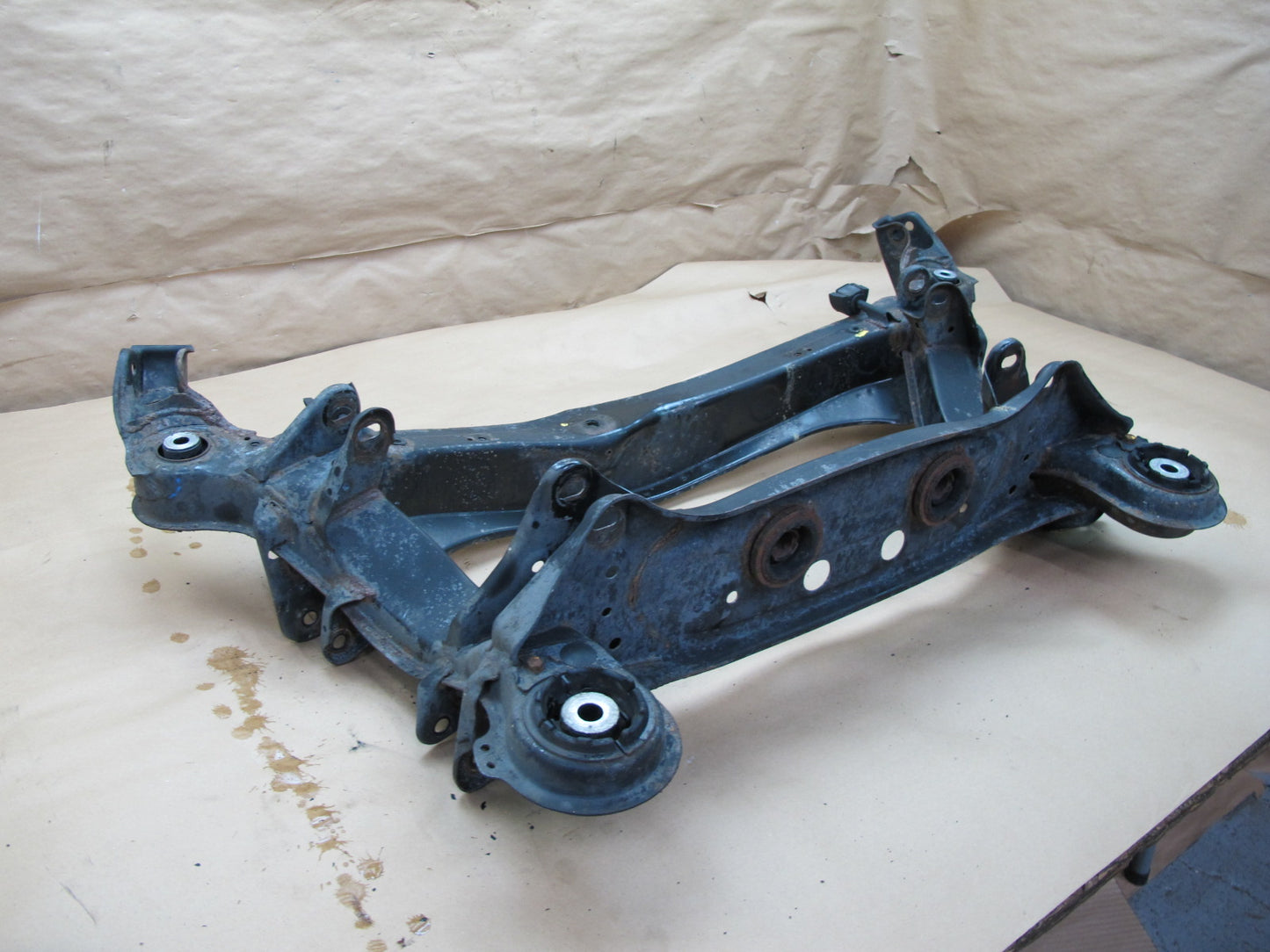 90-94 Lexus UCF10 LS400 Rear Suspension Crossmember Sub Frame Subframe OEM