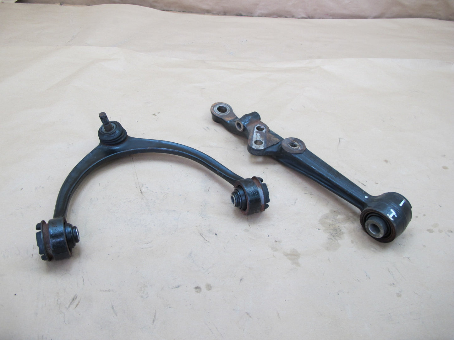 95-00 Lexus UCF20 LS400 Set of 2 Front Right Upper & Lower Control Arm OEM