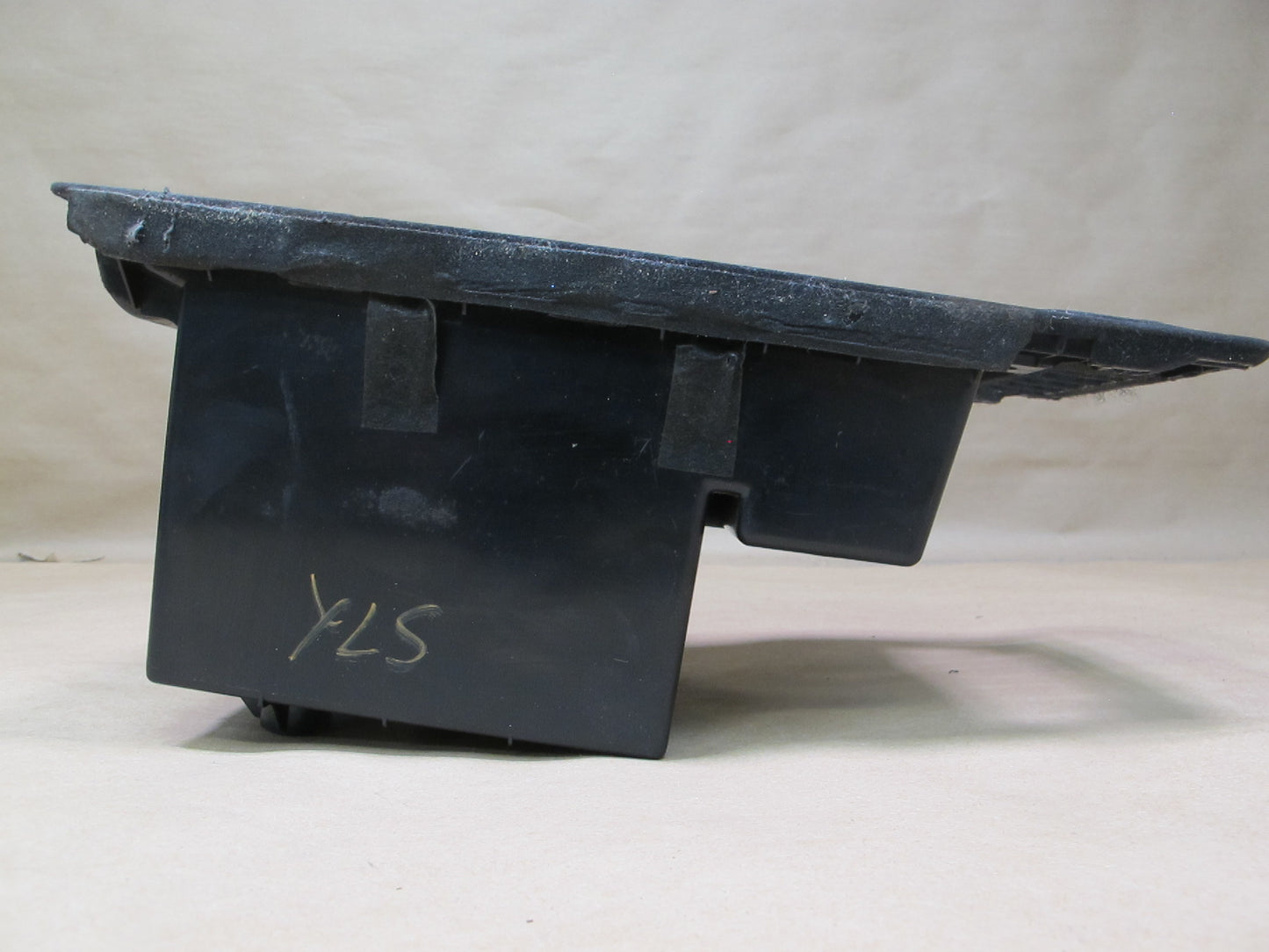 90-94 Lexus UCF10 LS400 Center Console Compartment Storage Box 58912-50010 OEM