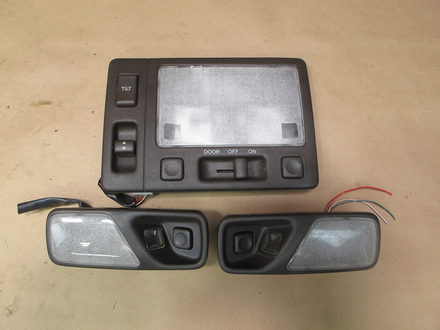 90-94 Lexus UCF10 LS400 Set of 3 Front & Rear Overhead Dome Light Lamp OEM