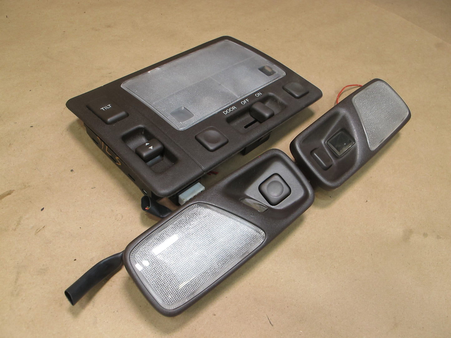 90-94 Lexus UCF10 LS400 Set of 3 Front & Rear Overhead Dome Light Lamp OEM