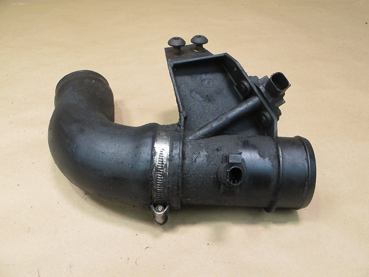 03-06 Dodge Sprinter Air Intake Duct Hose Pipe Line OEM