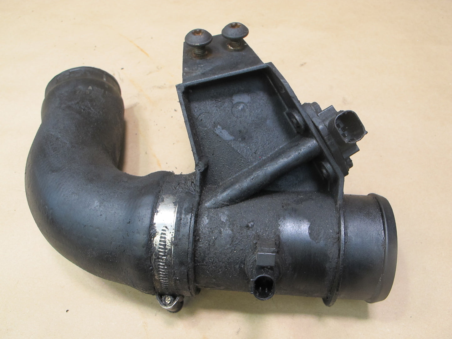 03-06 Dodge Sprinter Air Intake Duct Hose Pipe Line OEM