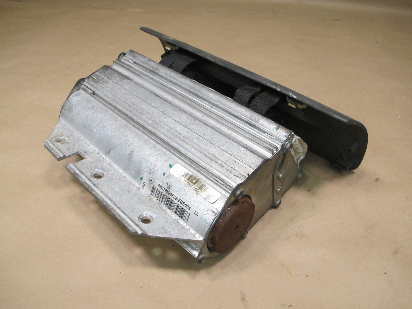 04-06 DODGE MERCEDES SPRINTER FRONT RIGHT PASSENGER SIDE DASH SRS AIRBAG OEM