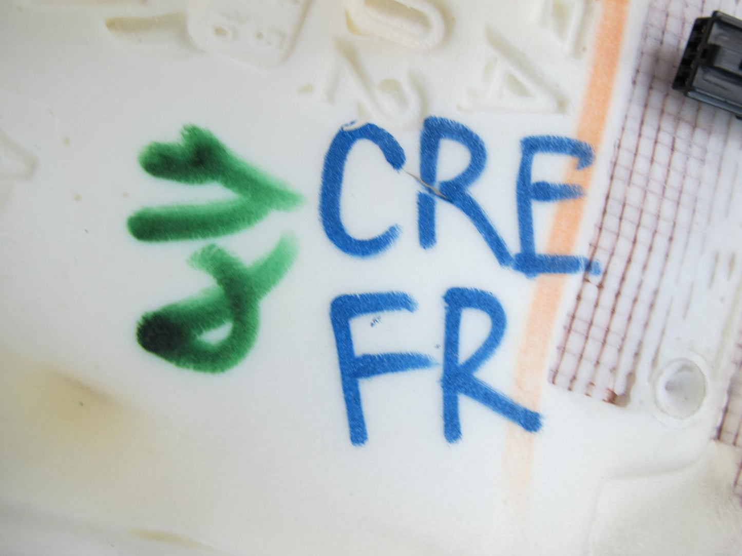 12-15 Range Rover Evoque Front Right Seat Lower Leather Cushion Black OEM