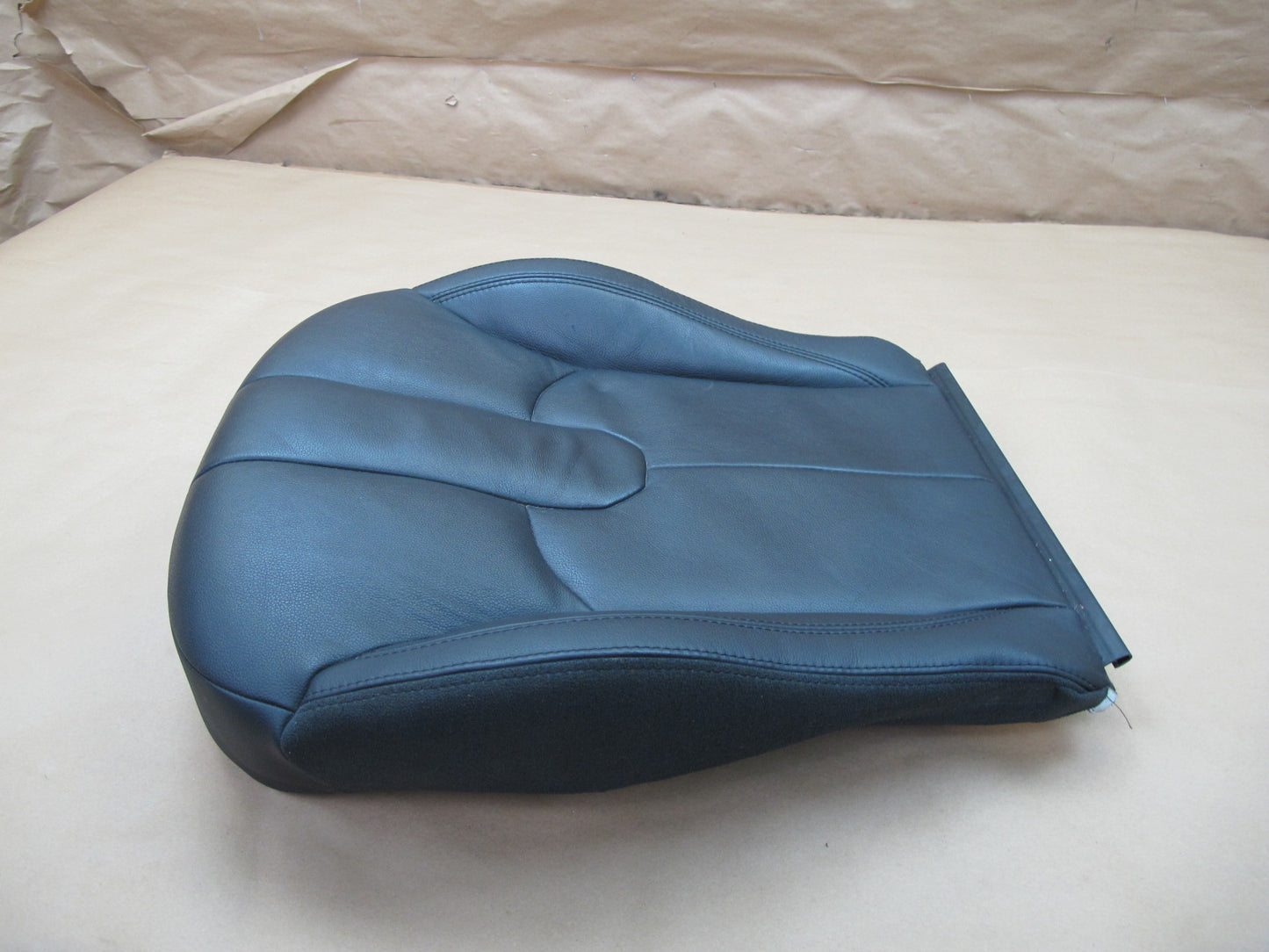 12-15 Range Rover Evoque Front Right Seat Lower Leather Cushion Black OEM