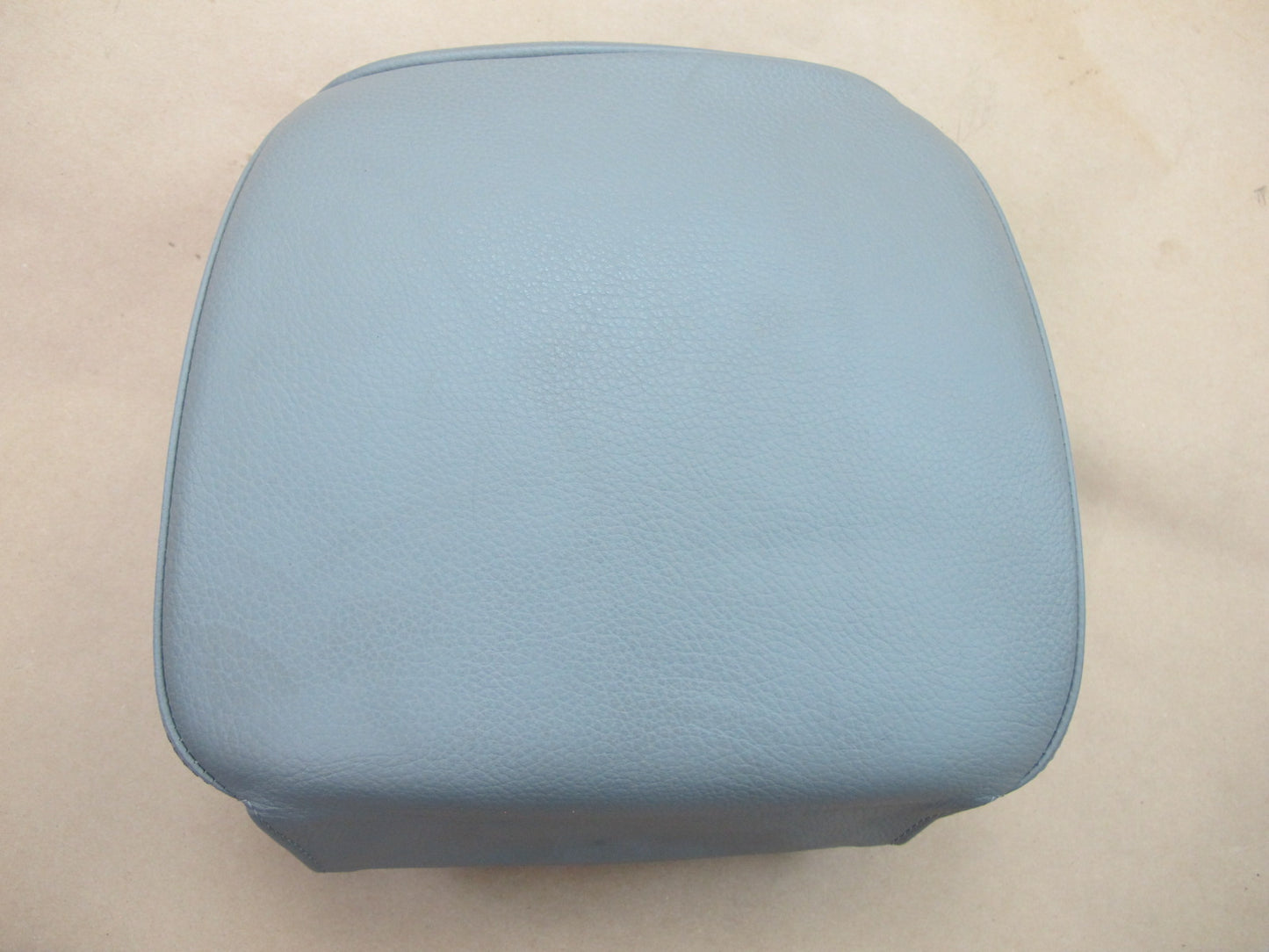 07-10 BMW E93 3-SERIES Convertible Front Left & Right Leather Headrest OEM