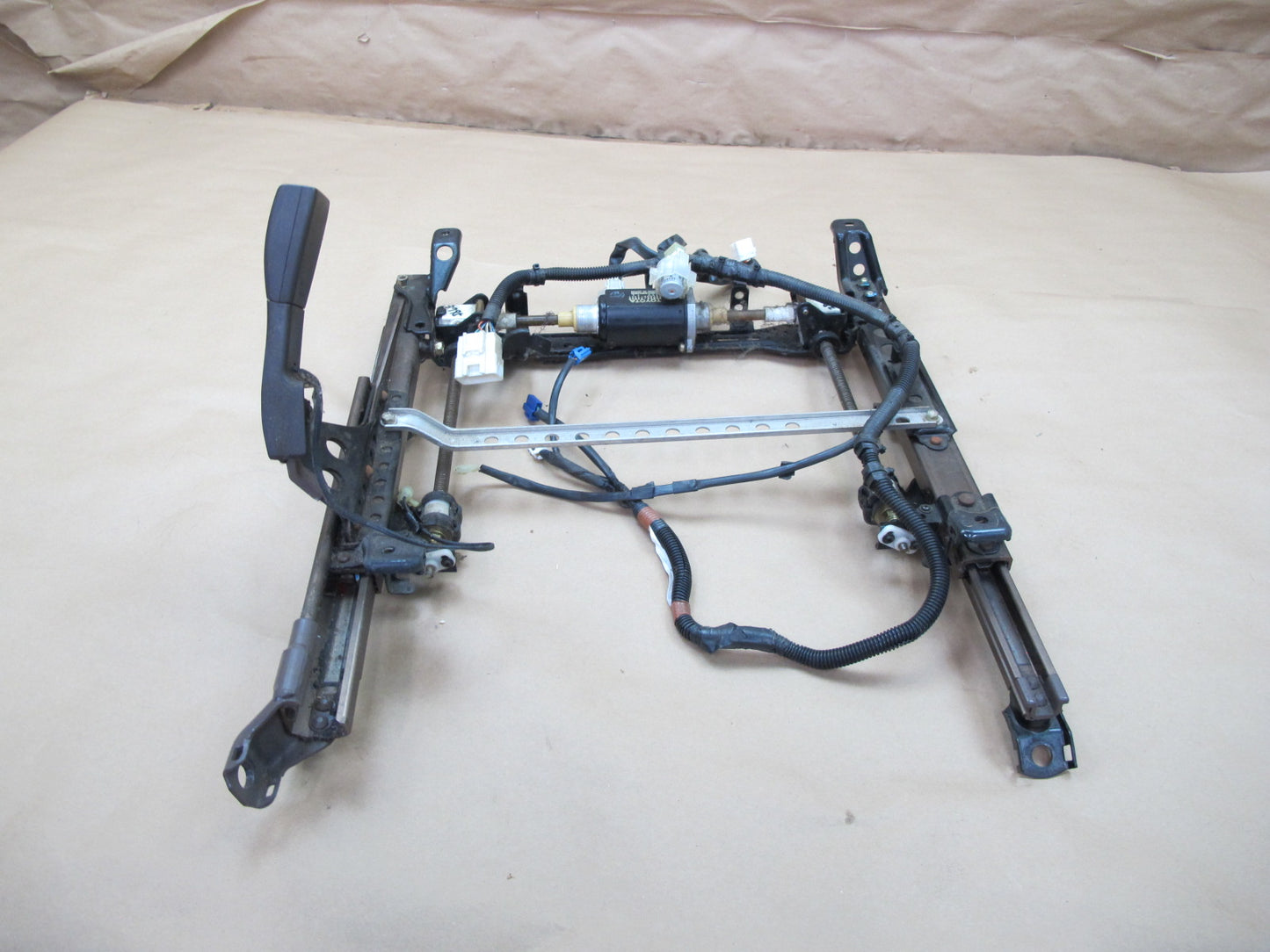 90-92 Lexus LS400 Front Right Seat Lower Frame Track Rail w Motor & Wire OEM