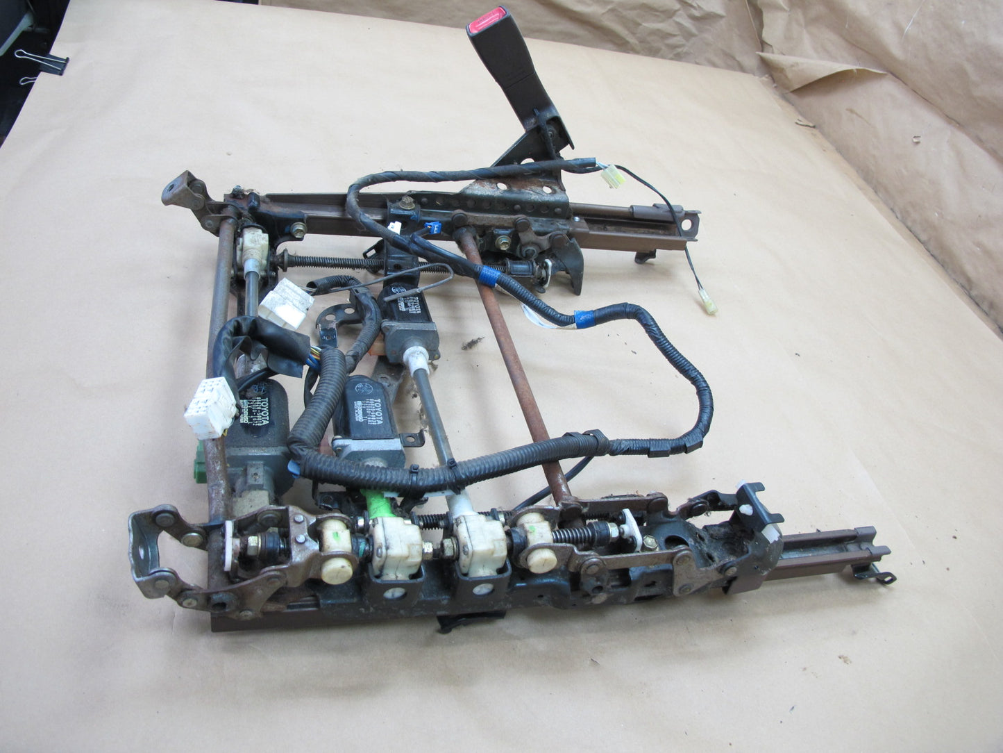 90-92 Lexus LS400 Front Left Seat Lower Frame Track Rail w Motor & Wire OEM