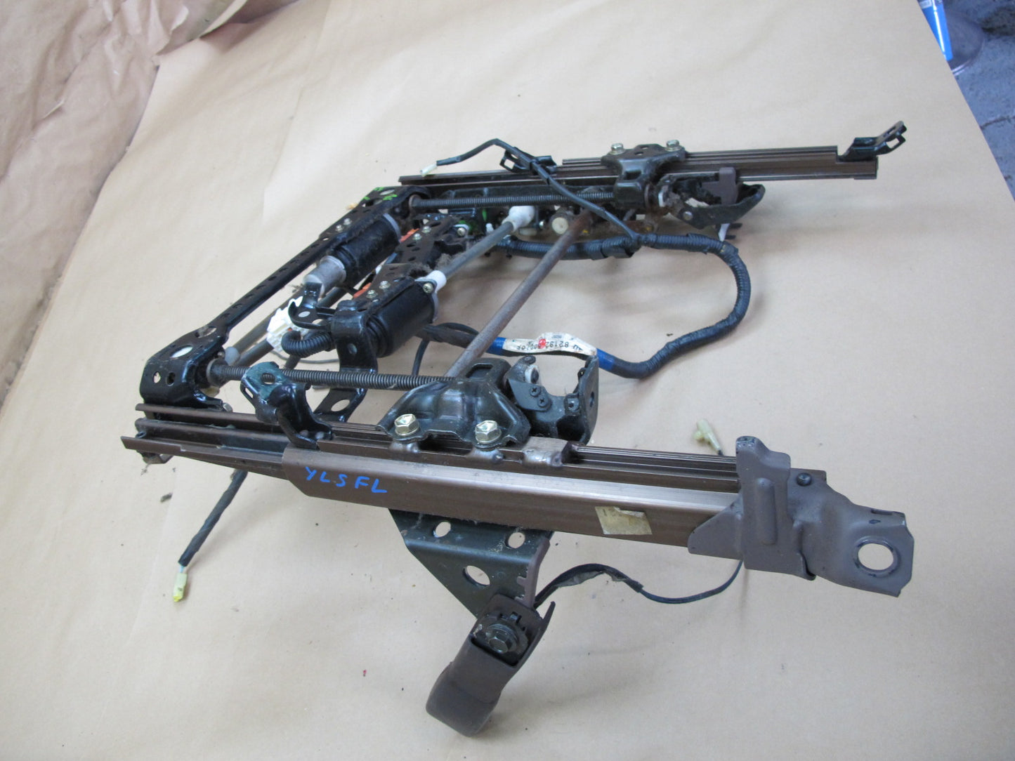 90-92 Lexus LS400 Front Left Seat Lower Frame Track Rail w Motor & Wire OEM