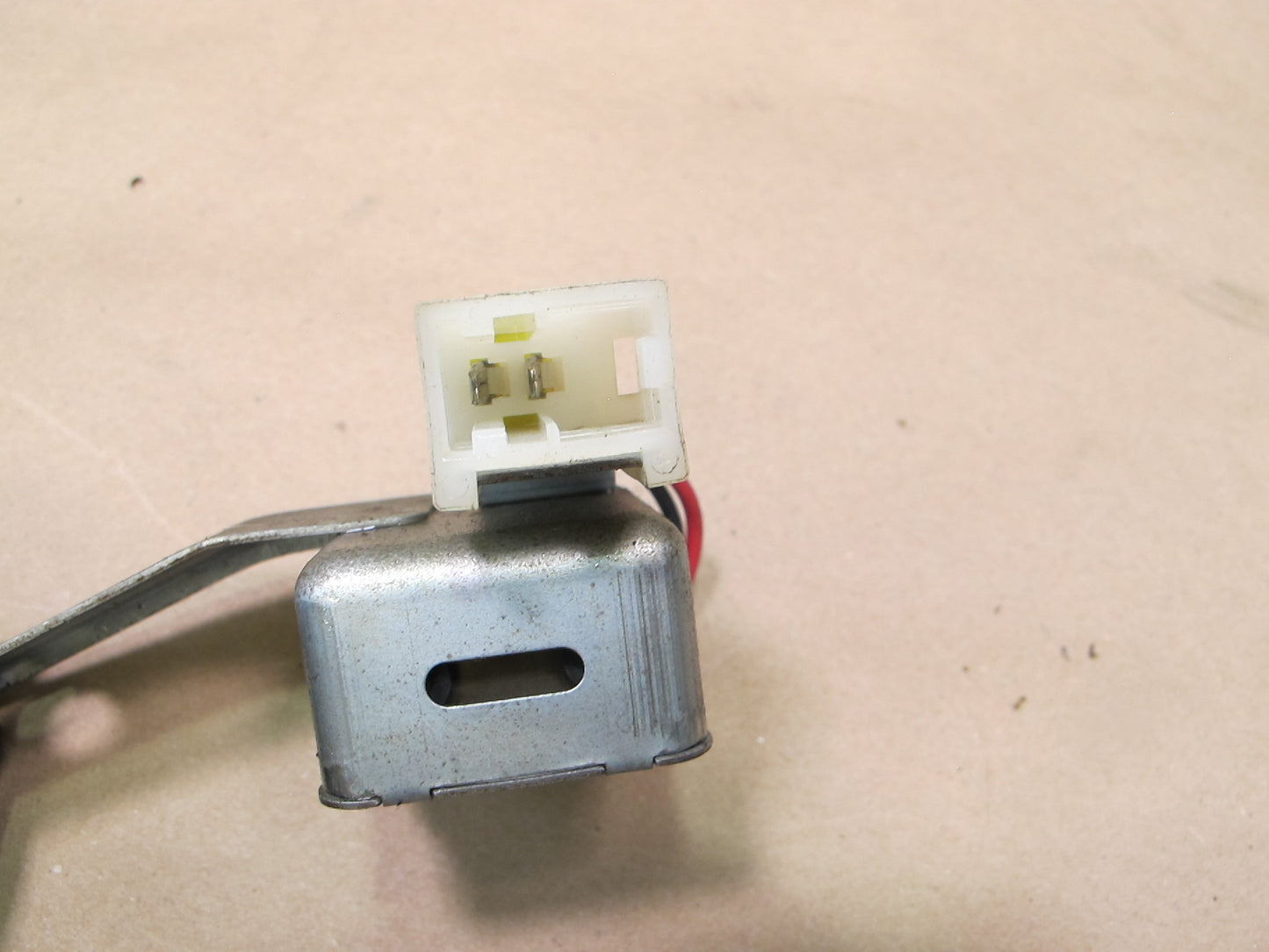 84-86 Nissan Z31 300ZX Buzzer Parking Alarm Module 24841-01P00 OEM