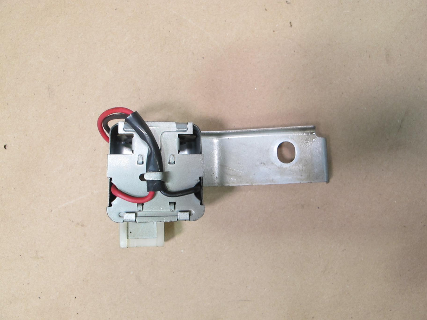 84-86 Nissan Z31 300ZX Buzzer Parking Alarm Module 24841-01P00 OEM