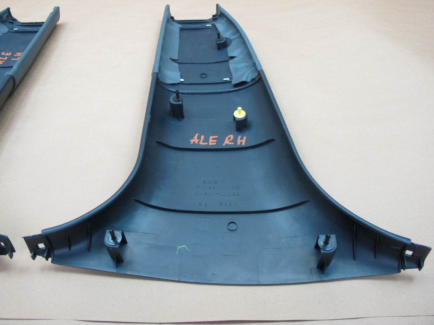 1992-1996 Lexus ES300 Left & Right Lower B Pillar Trim Cover Dark Blue OEM
