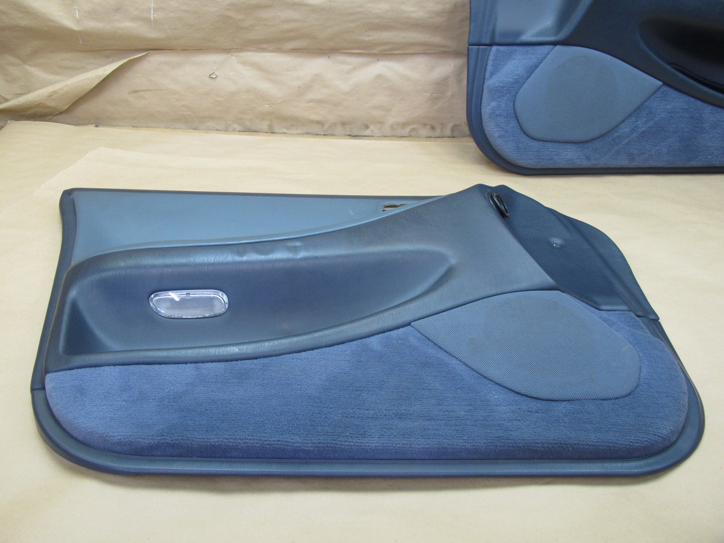 92-93 Lexus ES300 VCV10 Set of 2 Front Left & Right Interior Door Panel Blue OEM