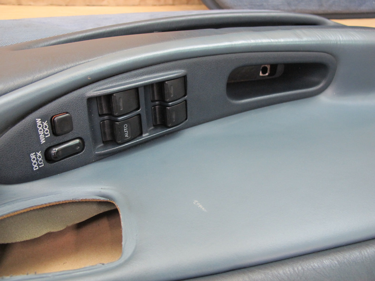 92-93 Lexus ES300 VCV10 Set of 2 Front Left & Right Interior Door Panel Blue OEM