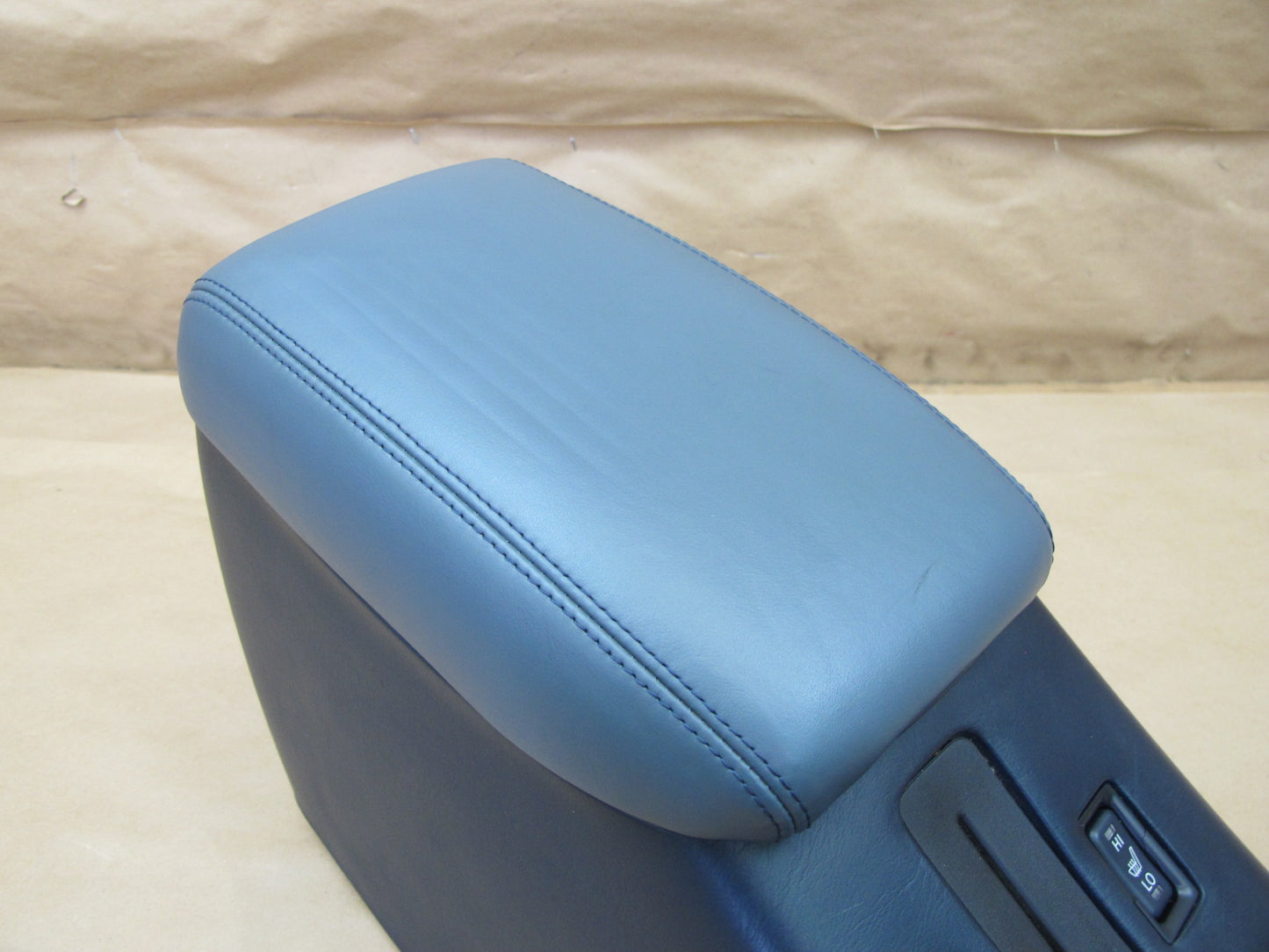 92-96 Lexus ES300 VCV10 Front Center Console Trim Panel w Armrest Blue OEM