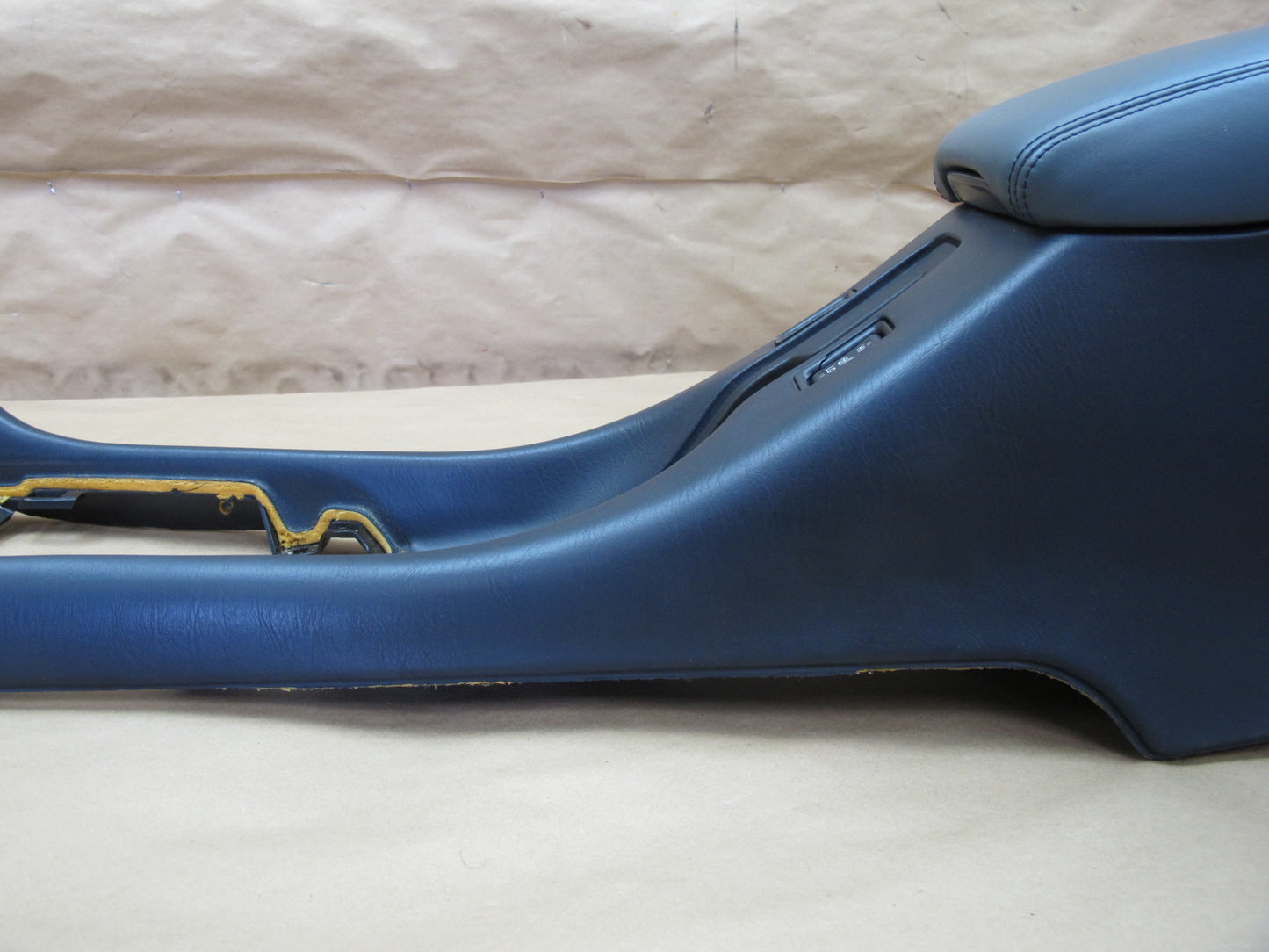 92-96 Lexus ES300 VCV10 Front Center Console Trim Panel w Armrest Blue OEM