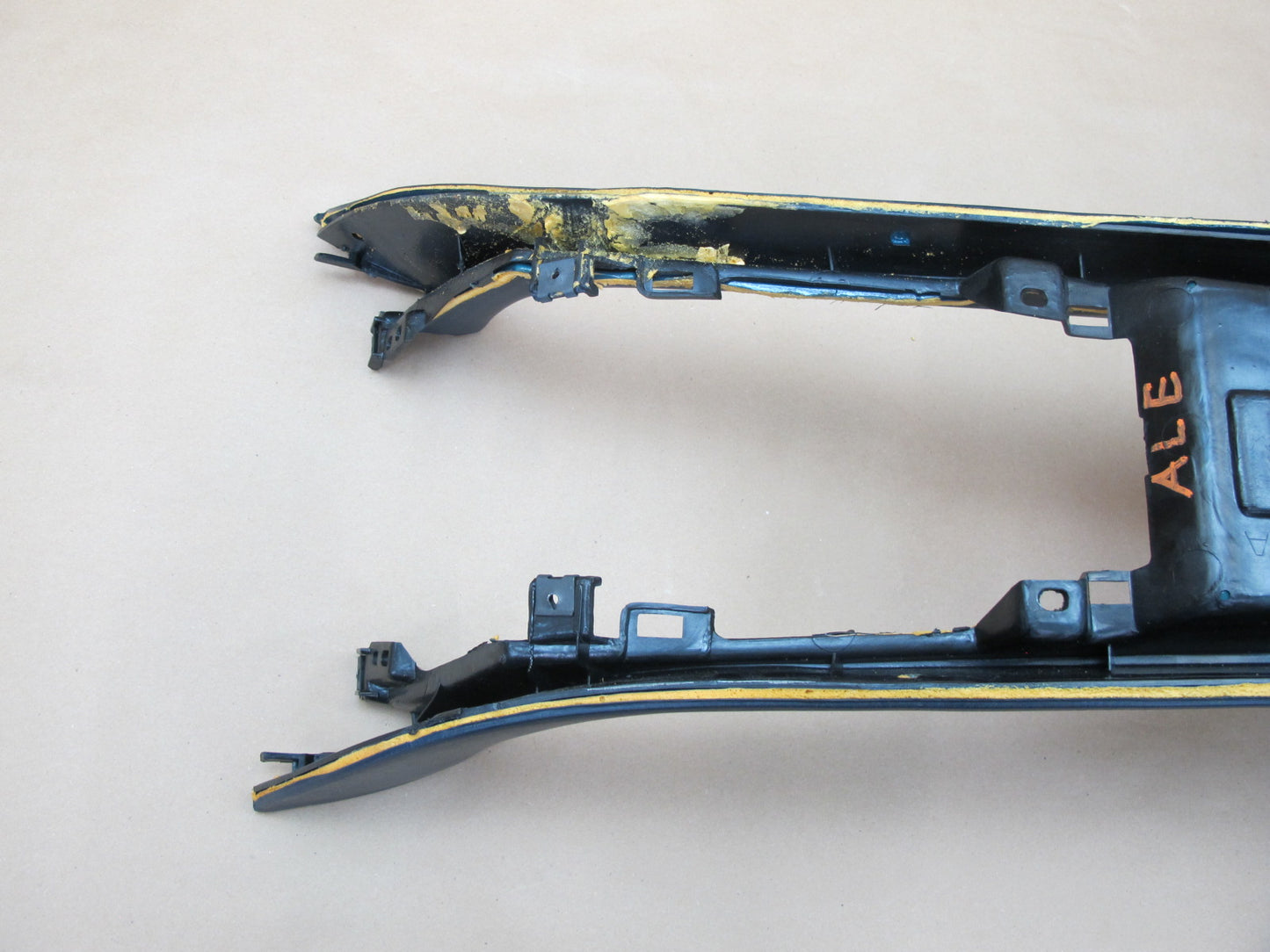 92-96 Lexus ES300 VCV10 Front Center Console Trim Panel w Armrest Blue OEM