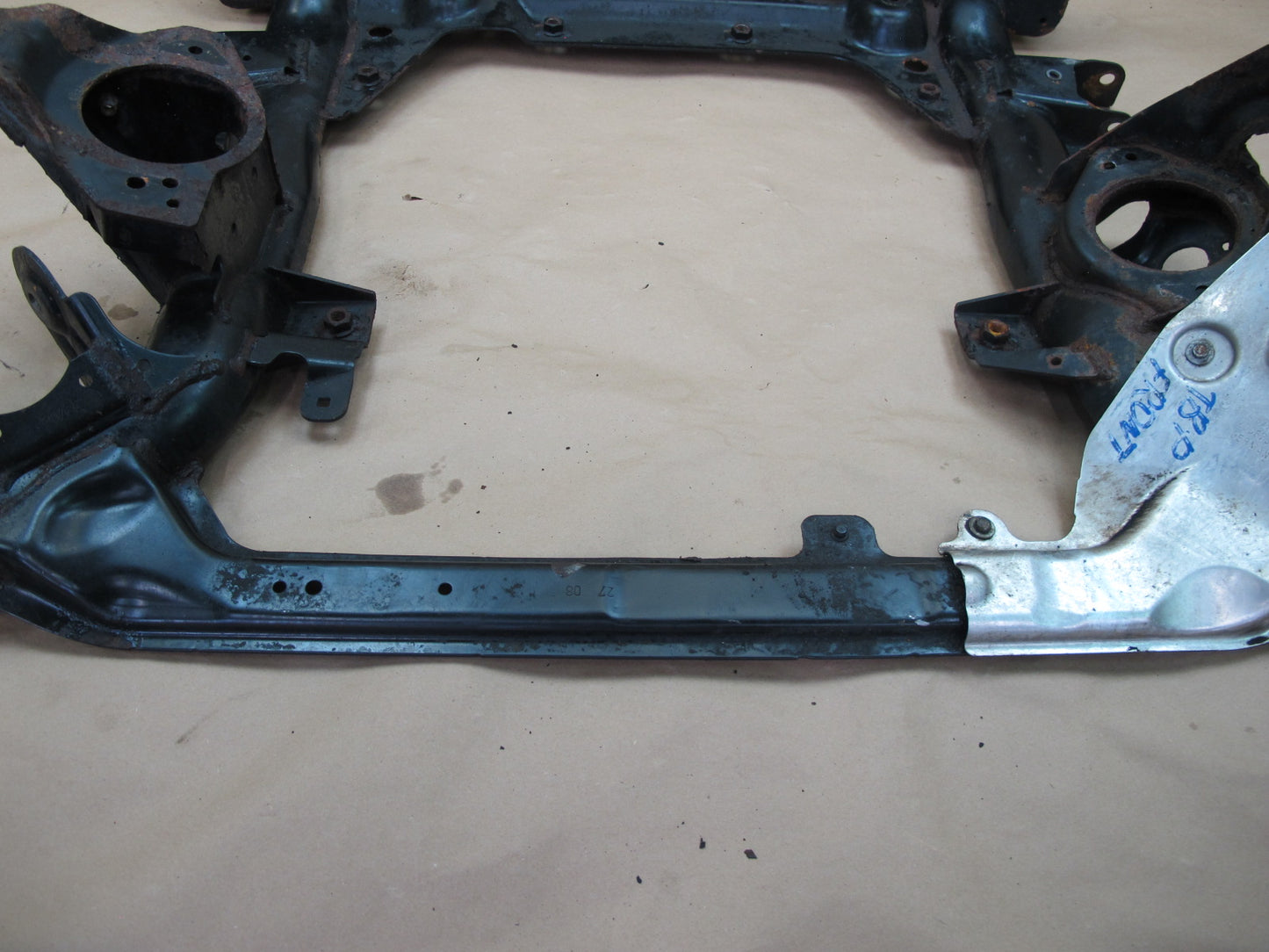 07-11 BMW E90 E91 E92 AWD Front Axle Support Crossmember Cradle 6776763 OEM