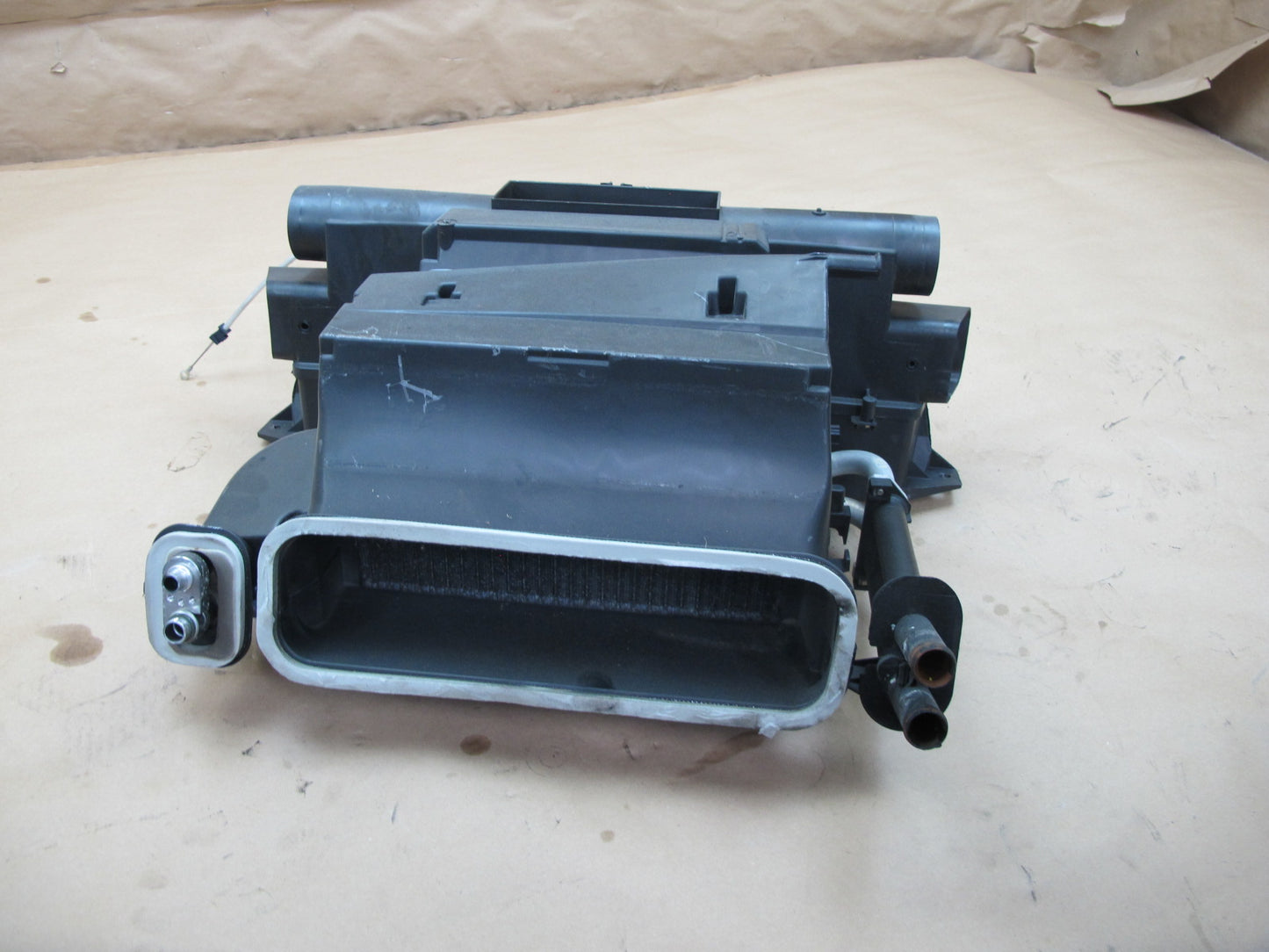 03-06 Dodge Sprinter A/C Heater Evaporator Climate Box 9018300460 OEM