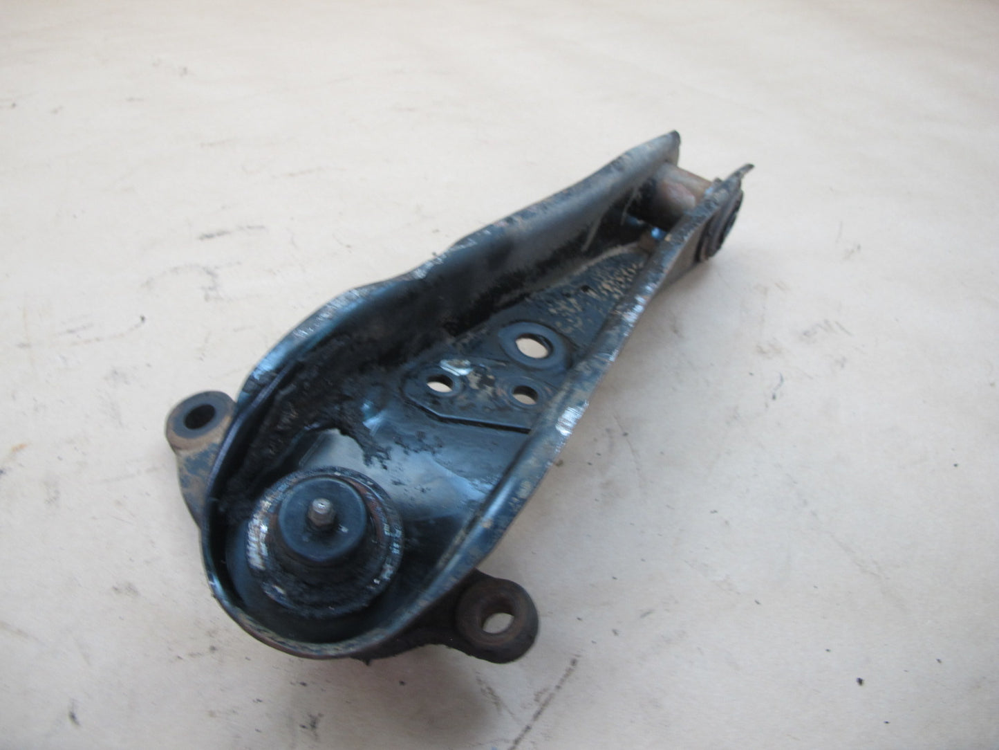 84-86 Nissan Z31 300ZX 2+0 Front Left Torsion Arm Rod Bracket Set OEM