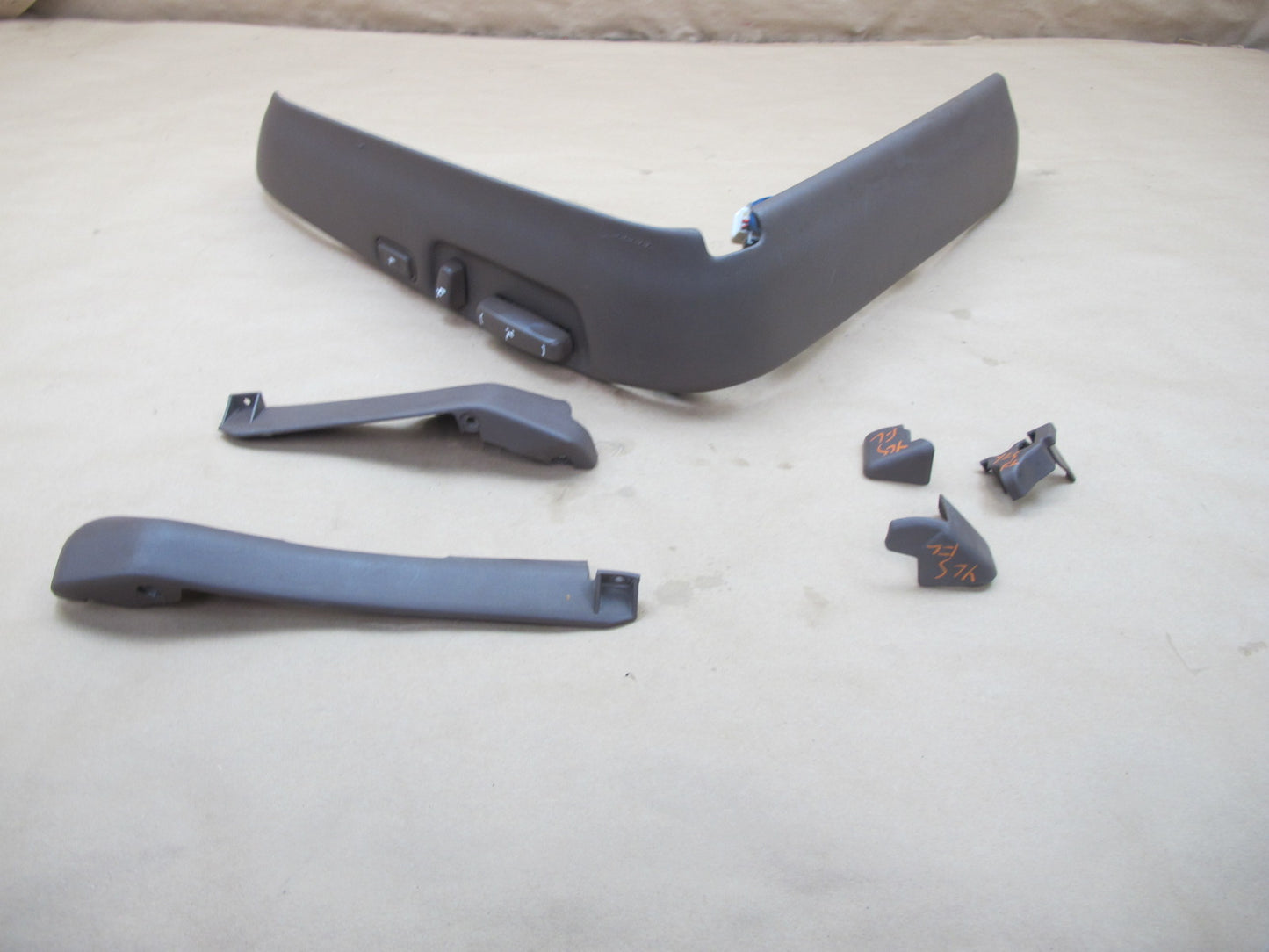 90-94 Lexus UCF10 LS400 Front Left Seat Trim Panel Adjust Switch Set OEM