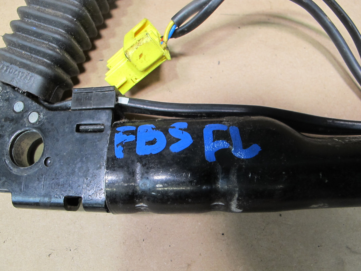 12-18 BMW F06 F12 F13 6-SERIES FRONT LEFT DRIVER SIDE SEATBELT BUCKLE 7261945 OEM