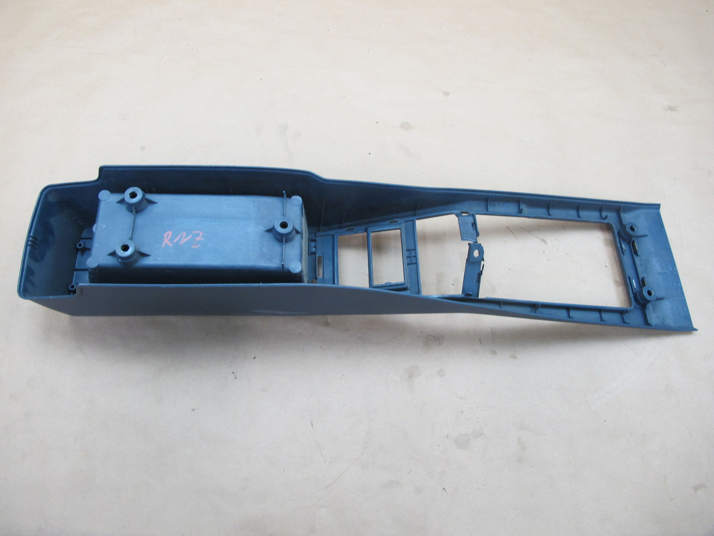 84-86 Nissan Z31 300ZX 2+0 Center Console Trim Cover Panel B057-5112 OEM