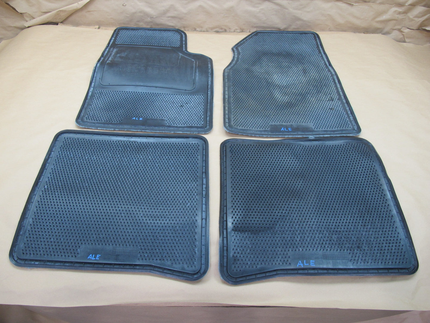 92-96 Lexus ES300 VCV10 Set of 4 Front & Rear Floor MAT Carpet Blue OEM