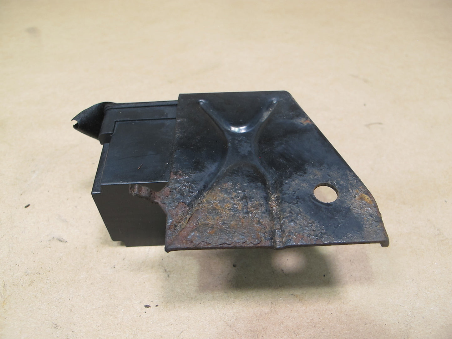84-86 Nissan Z31 300ZX 2+0 Headlight Lamp Sensor Module 28410-19P00 OEM