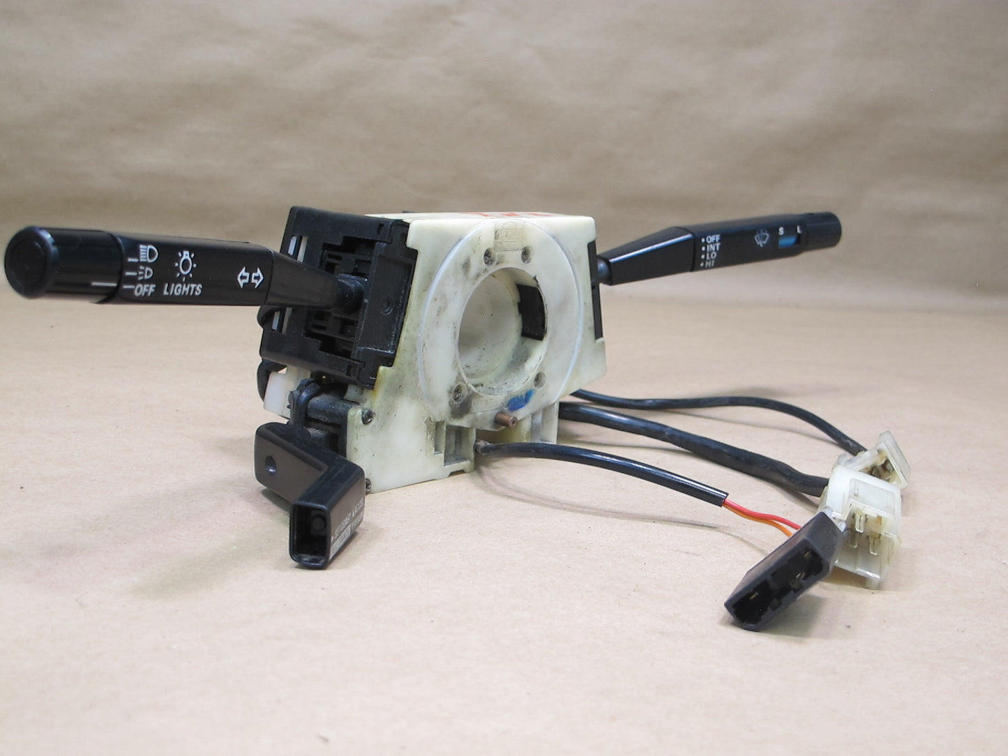 84-86 NISSAN Z31 300ZX STEERING COLUMN MULTI SWITCH OEM