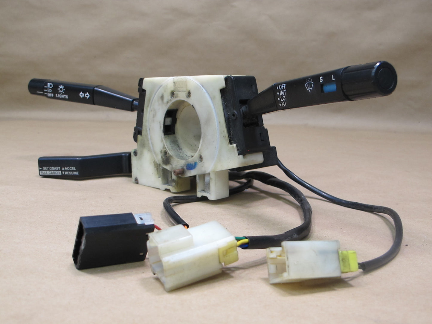 84-86 NISSAN Z31 300ZX STEERING COLUMN MULTI SWITCH OEM