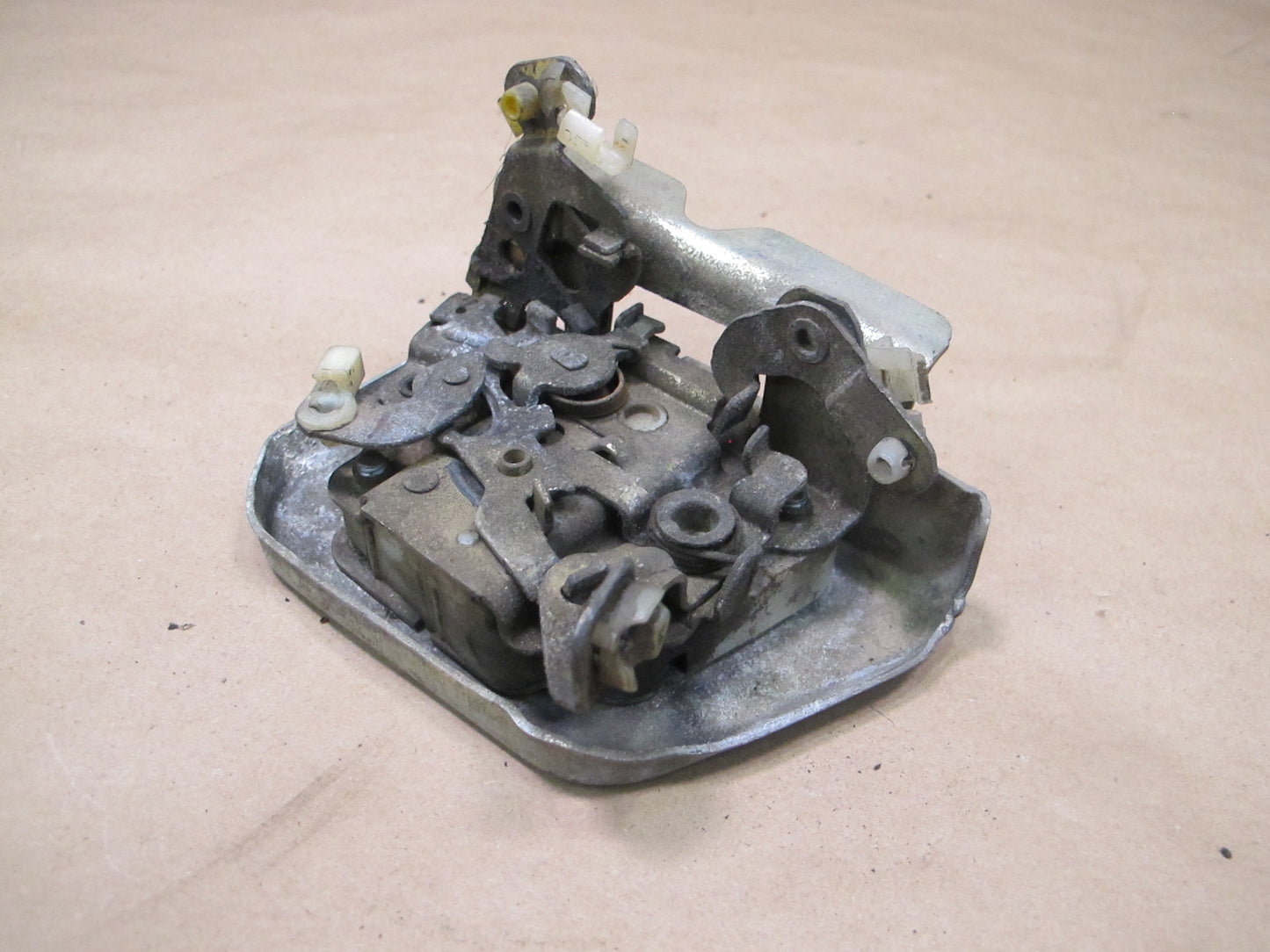 84-86 Nissan Z31 300ZX 2+0 Left Door Lock Latch Actuator OEM