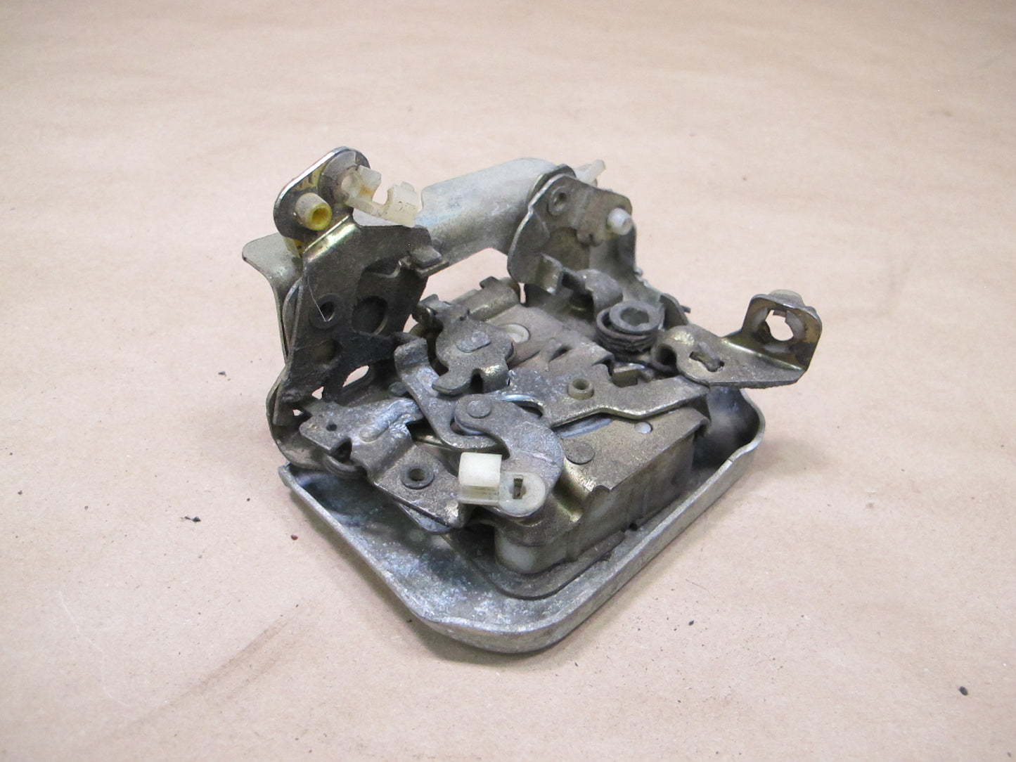 84-86 Nissan Z31 300ZX 2+0 Left Door Lock Latch Actuator OEM