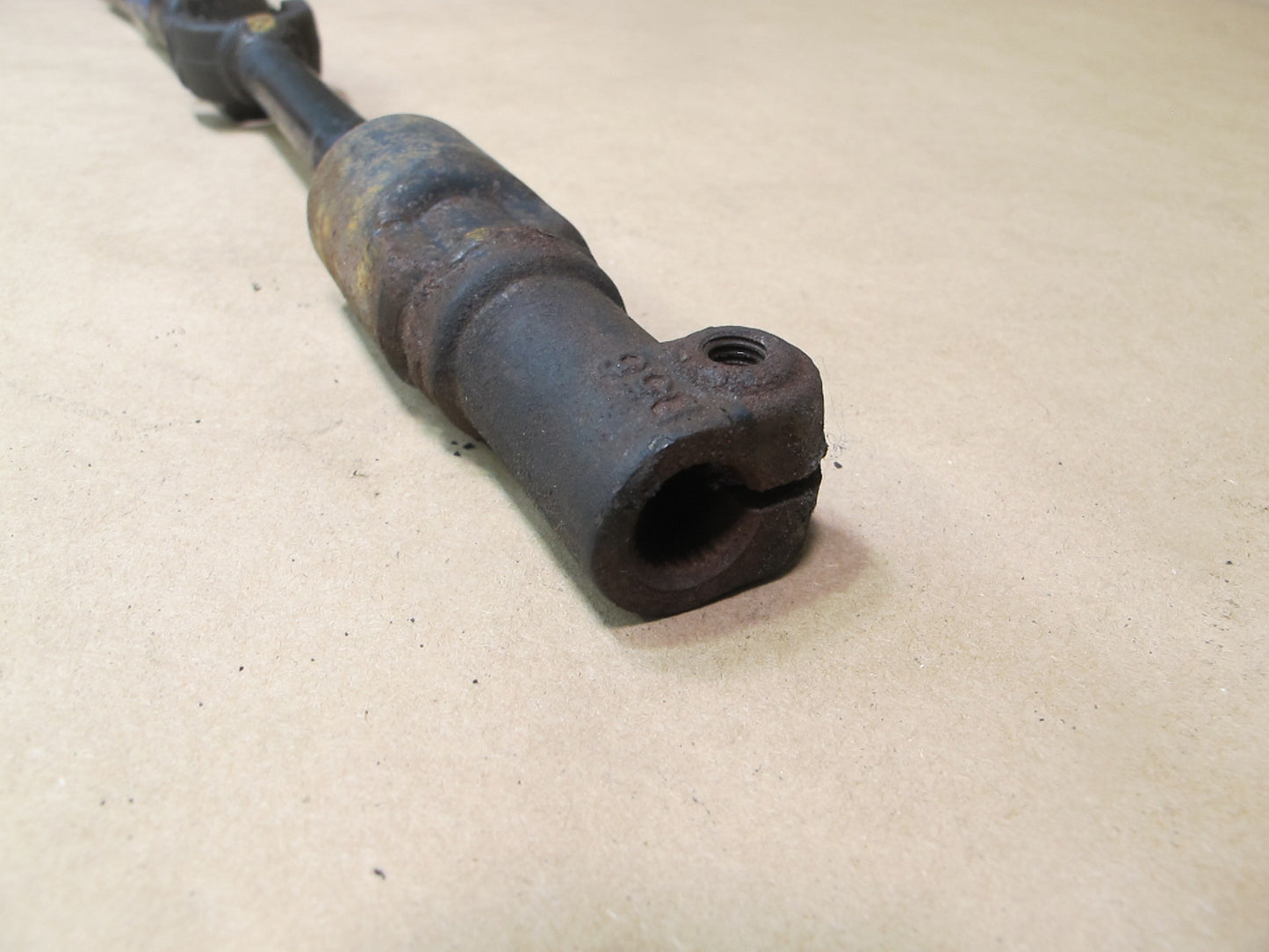 84-86 Nissan Z31 300ZX Steering Column Intermediate U-joint Shaft OEM