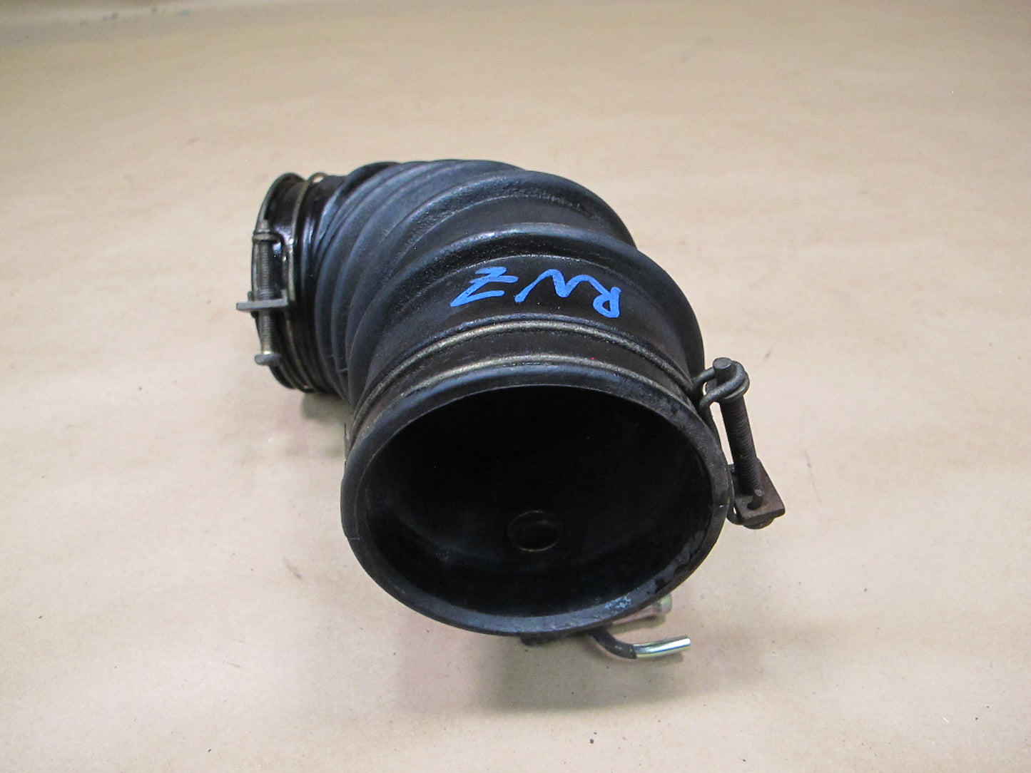 84-89 Nissan Z31 300ZX NON Turbo Air Intake Tube Hose Duct 16577-19P00 OEM
