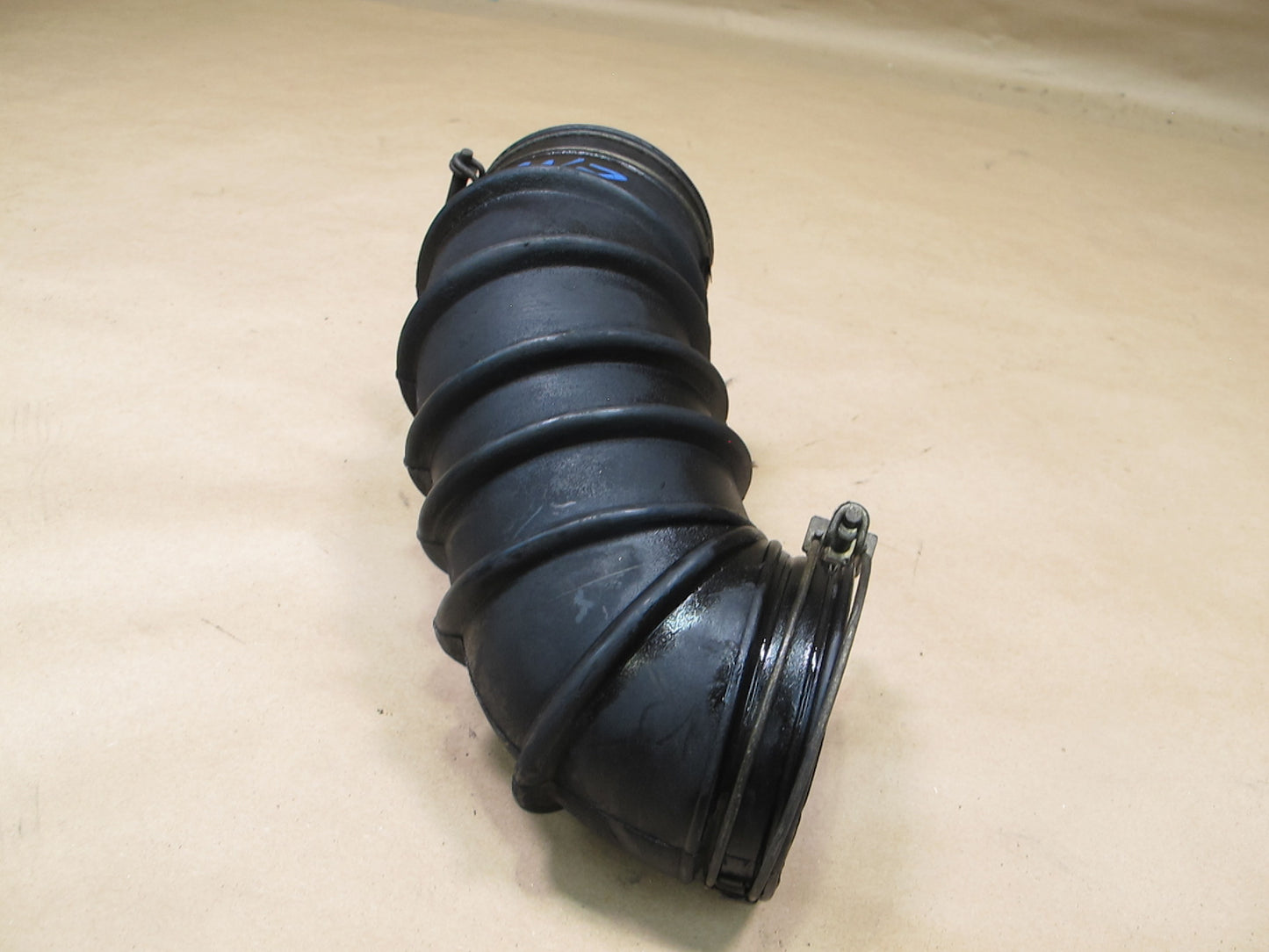 84-89 Nissan Z31 300ZX NON Turbo Air Intake Tube Hose Duct 16577-19P00 OEM