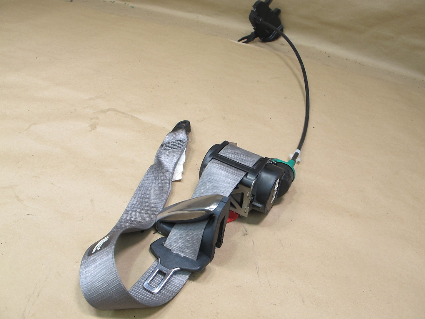 07-13 BMW E93 CONVERTIBLE FRONT RIGHT & LEFT SIDE SEATBELT RETRACTOR SET OEM