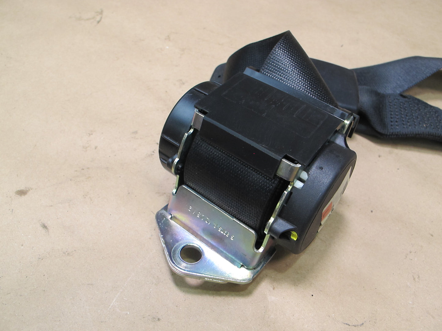 07-13 BMW E92 3-SERIES REAR RIGHT & LEFT SIDE SEATBELT RETRACTOR SET OEM